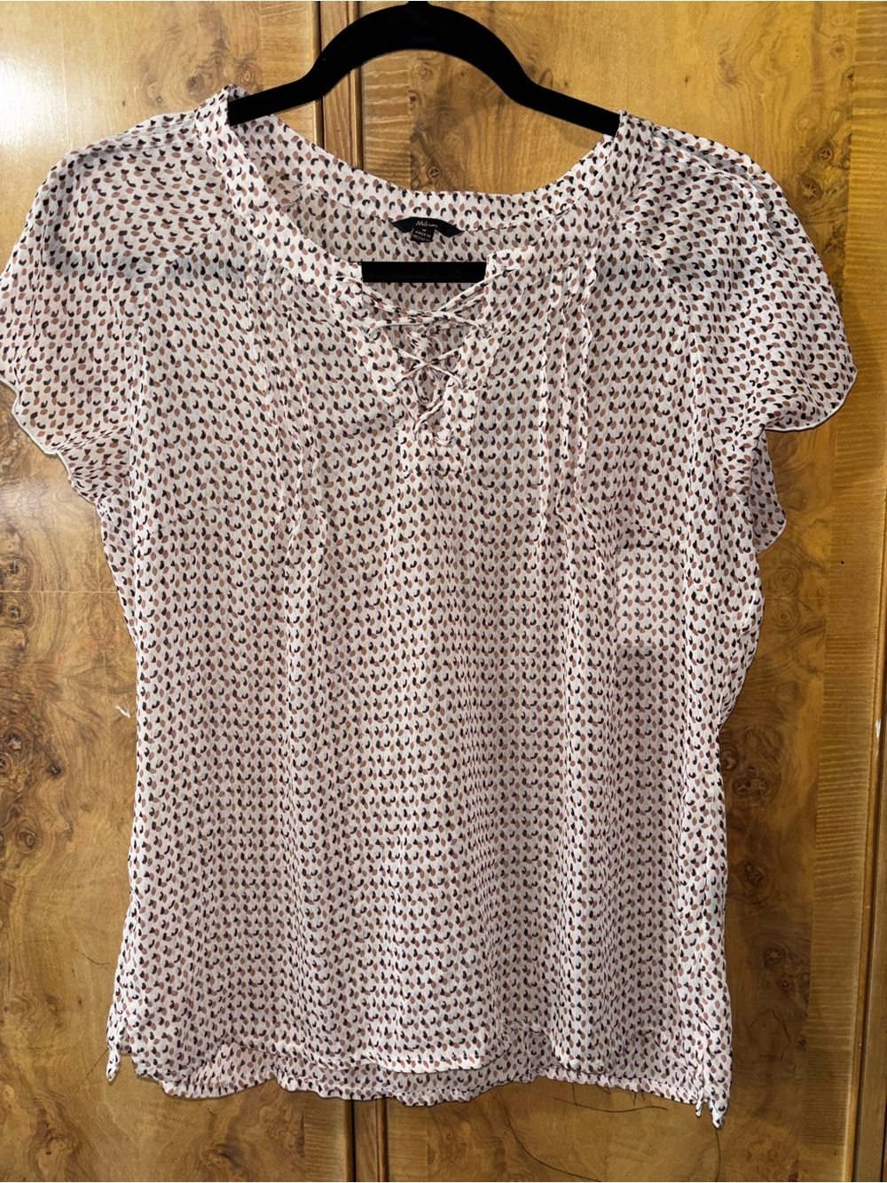 Light Pink Lace-Up Flutter Sleeve Women's Top size Medium